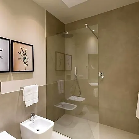 Palazzo Vasarri - Luxury Design Hotel
