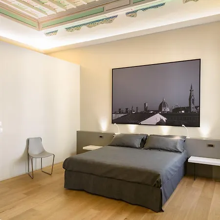 Palazzo Vasarri - Luxury Design Монтеварки