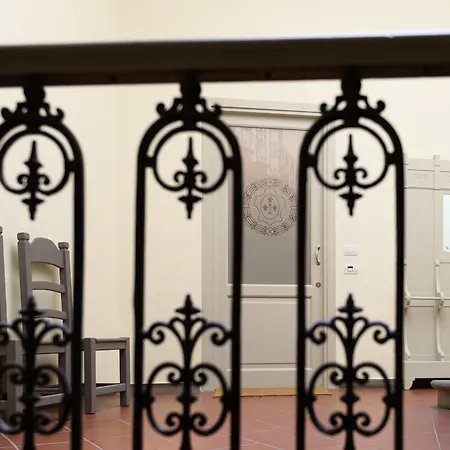 Palazzo Vasarri - Luxury Design Отель Монтеварки